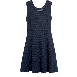 Sleeveless knit dress.